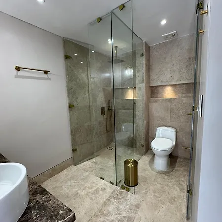 Сasa de vacaciones Luxury House In The Heart Of W/ Jacuzzi *
