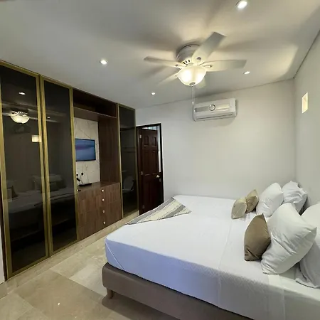Luxury House In The Heart Of W/ Jacuzzi Сasa de vacaciones