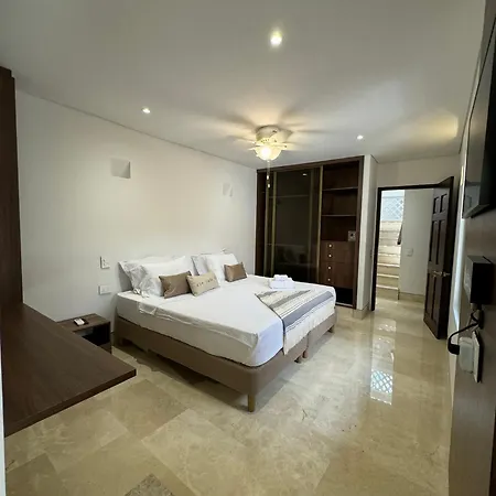 Luxury House In The Heart Of W/ Jacuzzi Сasa de vacaciones Cartagena