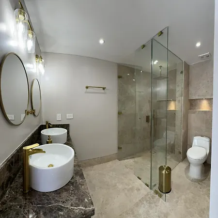 Сasa de vacaciones Luxury House In The Heart Of W/ Jacuzzi *