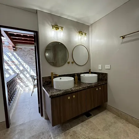 Сasa de vacaciones Luxury House In The Heart Of W/ Jacuzzi Cartagena